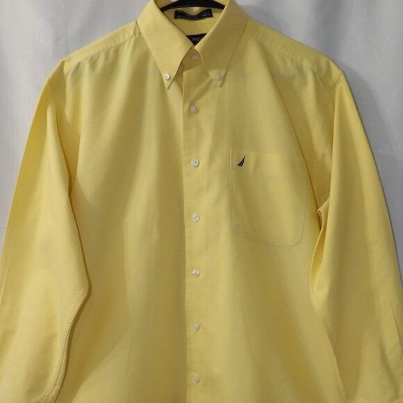 Men's NAUTICA Yellow Vintage Oxford Casual Button-Down Shirt Size Medium - Picture 2 of 8